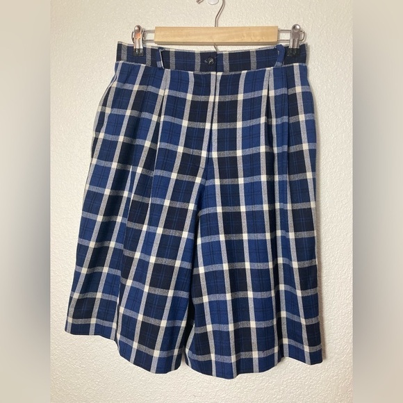 Talbots Pants - Vintage Talbots blue plaid 100% worsted wool short pants size 10